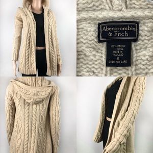Abercrombie & Fitch Beige Oversized Cardigan SM